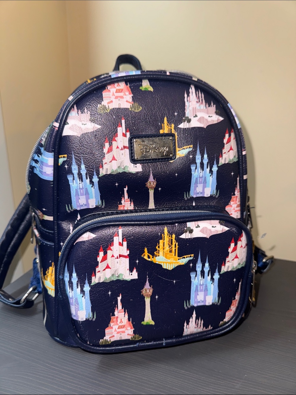 Disney princesses navy blue small Disney castles 2 strap backpack & pocket